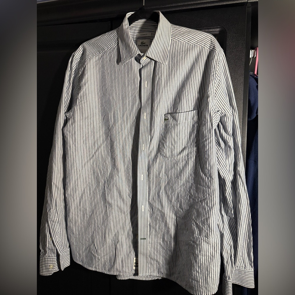 Lacoste Men's Classic Blue and White Thin Striped Dress Button Up Shirt 42
